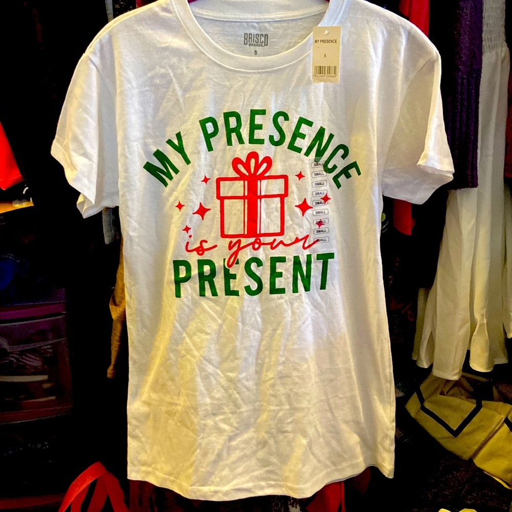 Holiday tee size small
